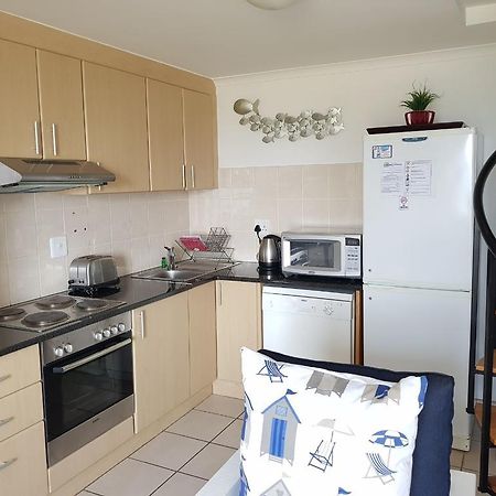 Point Village Accommodation - Santos 7 Моссел-Бей Экстерьер фото